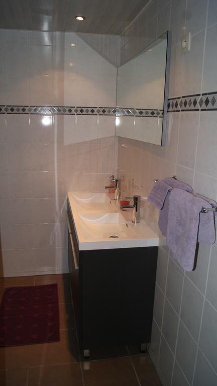 Fleurs-Sauvages Bed & Breakfast Hebronval Room photo